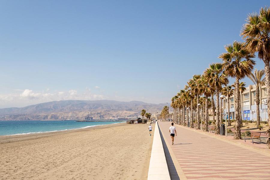 Nueva Almeria Beach & Chill Exteriör bild